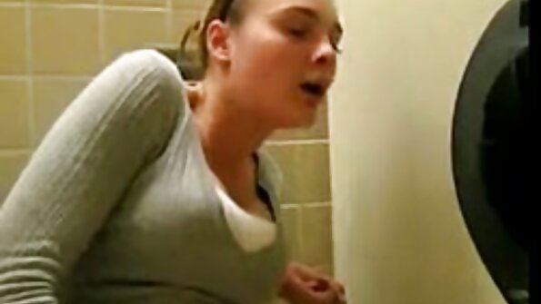 Nieśmiała nastoletnia ślicznotka zostaje sfilmowana ostre jebanie darmowe filmy w POV na pierwszym kastingu porno